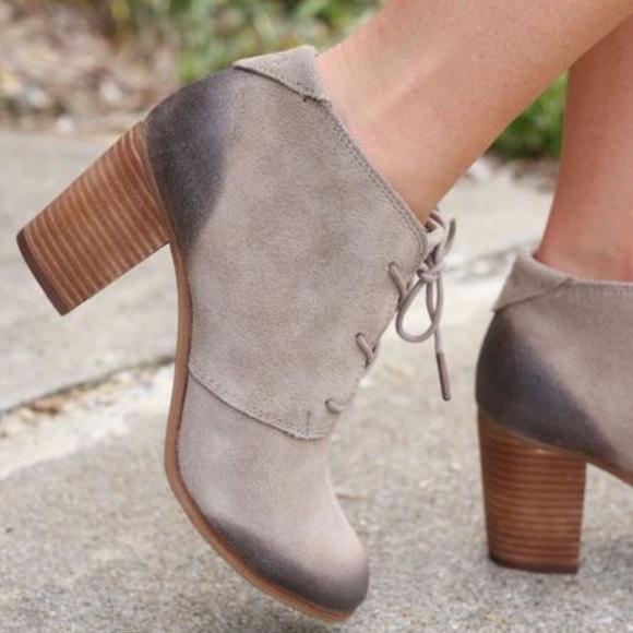 toms tie booties